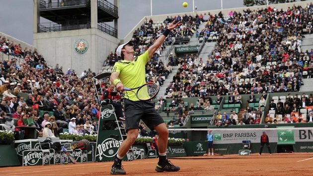 Amélie Mauresmová sledovala duel Andyho Murrayho v 1. kole French Open, v němž Skot porazil Andreje Golubjova ve třech setech. Amélie Mauresmová sledovala duel Andyho Murrayho v 1. kole French Open, v němž Skot porazil Andreje Golubjova ve třech setech.