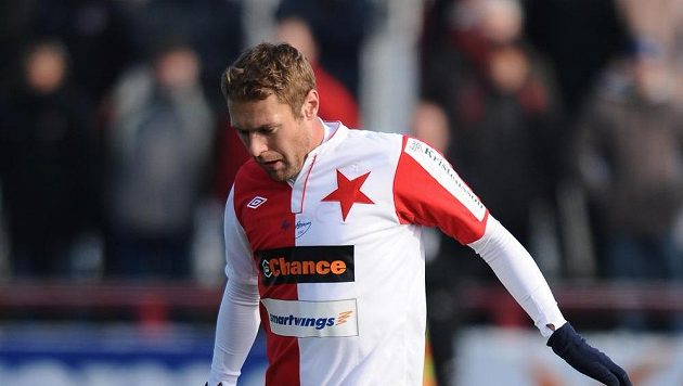 Nový kapitán Slavie Karel Piták zažil hořkou premiéru. Nový kapitán Slavie Karel Piták zažil hořkou premiéru.