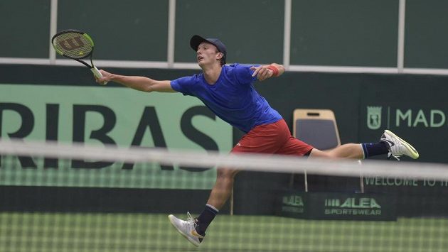Jiří Lehečka při svém debutu v Davisově poháru. Jiří Lehečka při svém debutu v Davisově poháru.
