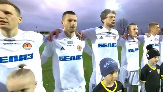V Bělorusku se navzdory koronaviru fotbalová liga rozběhla. V Bělorusku se navzdory koronaviru fotbalová liga rozběhla.