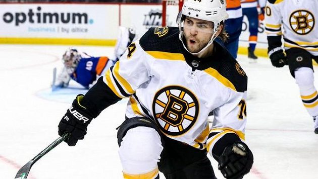 Útočník Jake DeBrusk uzavřel v NHL novou dvouletou smlouvu s Bostonem. Útočník Jake DeBrusk uzavřel v NHL novou dvouletou smlouvu s Bostonem.