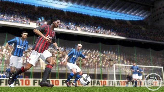Ve hře FIFA 10 to Ronaldinho rozbalí jako za starých časů. Ve hře FIFA 10 to Ronaldinho rozbalí jako za starých časů.