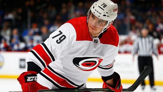 Útočník Michael Ferland podepsal v NHL čtyřletou smlouvu s Vancouverem. Útočník Michael Ferland podepsal v NHL čtyřletou smlouvu s Vancouverem.