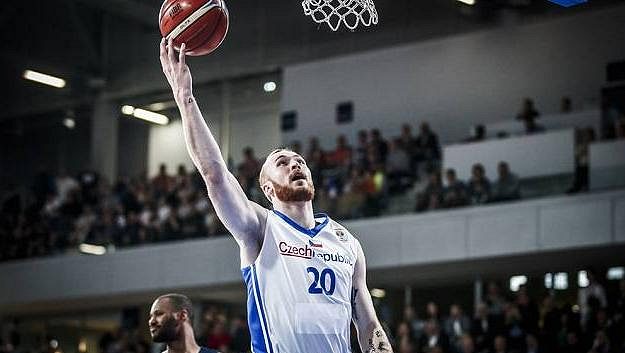 Reprezentační pivot Šimon Puršl Reprezentační pivot Šimon Puršl
