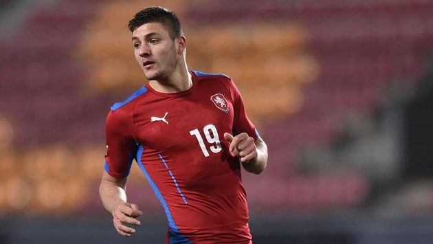 Obránce Patrizio Stronati v dresu české reprezentace. Obránce Patrizio Stronati v dresu české reprezentace.