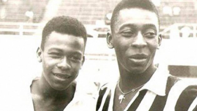 Zoca a Pelé na archivním snímku. Zoca a Pelé na archivním snímku.
