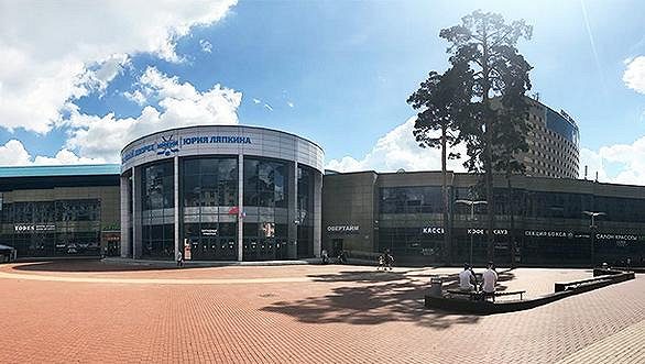 Balašicha Arena, v níž bude hrát v nadcházející sezóně KHL své domácí zápasy Avangard Omsk. Balašicha Arena, v níž bude hrát v nadcházející sezóně KHL své domácí zápasy Avangard Omsk.