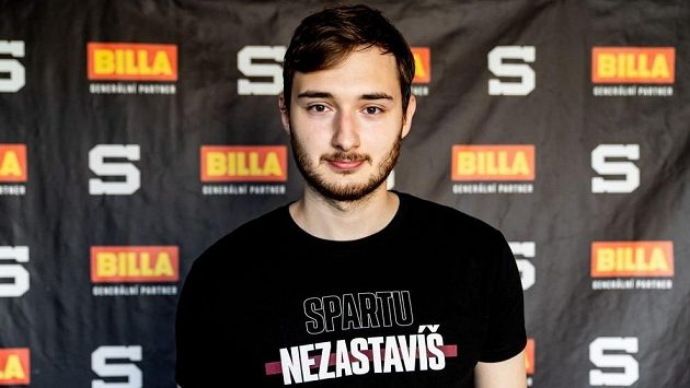 Brankář Sparty Jakub Neužil. Kolik odchytá zápasů v extralize v příští sezoně? Brankář Sparty Jakub Neužil. Kolik odchytá zápasů v extralize v příští sezoně?