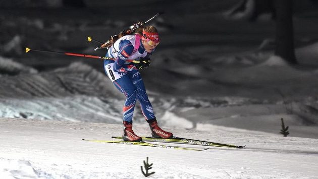 Gabriela Soukalová během závodu smíšených štafet při SP v Novém Městě na Moravě. Gabriela Soukalová během závodu smíšených štafet při SP v Novém Městě na Moravě.