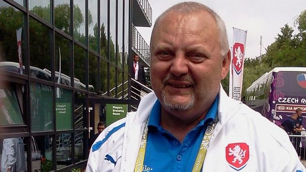 Vedoucí národního týmu Jaroslav Dudl. Vedoucí národního týmu Jaroslav Dudl.
