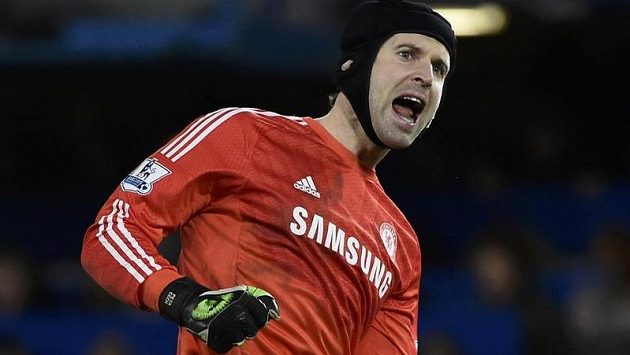 Petr Čech se raduje po ligové výhře nad Newcastlem. Petr Čech se raduje po ligové výhře nad Newcastlem.