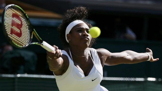 Serena Williamsová v semifinálovém utkání ve Wimbledonu. Serena Williamsová v semifinálovém utkání ve Wimbledonu.