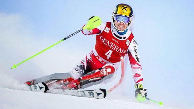 Marcel Hirscher při slalomu Světového poháru ve švédské Aare. Marcel Hirscher při slalomu Světového poháru ve švédské Aare.