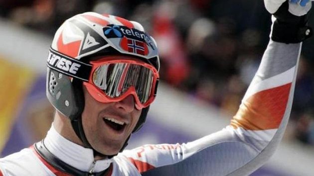 Norský lyžař Aksel Lund Svindal. Norský lyžař Aksel Lund Svindal.