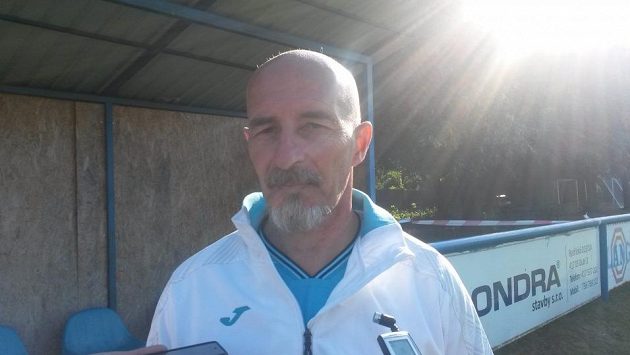 Asistent trenéra Ústí Petr Vrabec. Asistent trenéra Ústí Petr Vrabec.