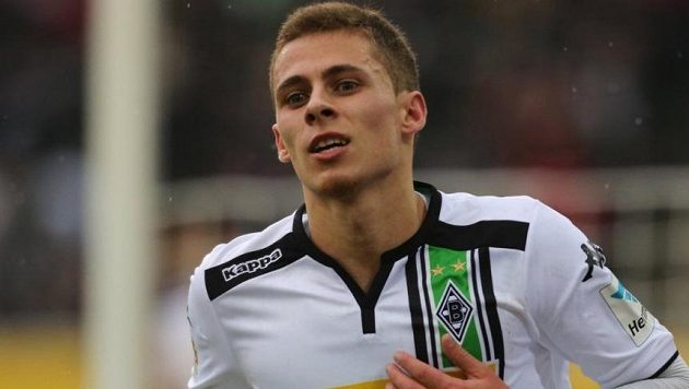 Záložník Thorgan Hazard přestoupil z Mönchengladbachu do Dortmundu Záložník Thorgan Hazard přestoupil z Mönchengladbachu do Dortmundu