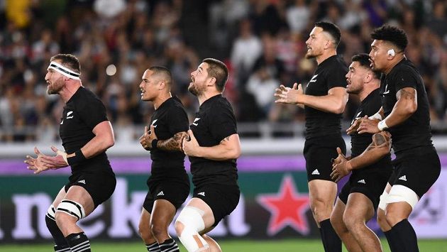 Haka v podání Nového Zélandu na úvod mistrovství Haka v podání Nového Zélandu na úvod mistrovství