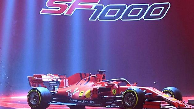 Nový vůz Ferrari SF1000. Ilustrační foto. Nový vůz Ferrari SF1000. Ilustrační foto.