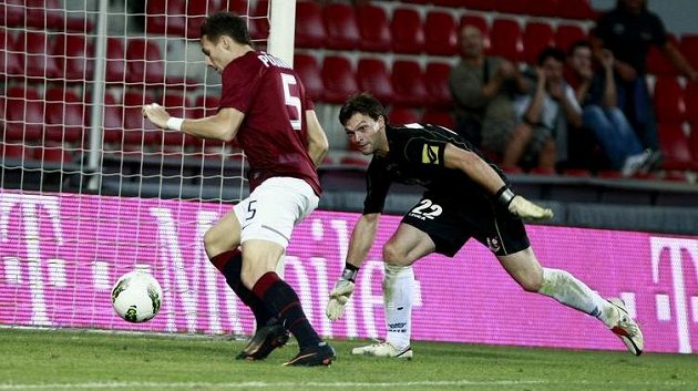 Jakub Podaný (vlevo) odchází do AEL Kalloni. Jakub Podaný (vlevo) odchází do AEL Kalloni.