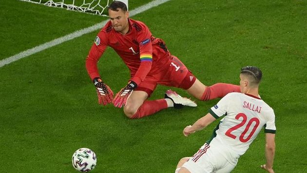 Manuel Neuer likviduje šanci Maďarska Manuel Neuer likviduje šanci Maďarska