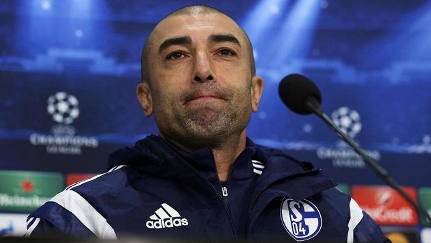 Tak se ukaž, Chelsea! Roberto di Matteo, kouč Schalke 04, zažije pikantní duel... Tak se ukaž, Chelsea! Roberto di Matteo, kouč Schalke 04, zažije pikantní duel...