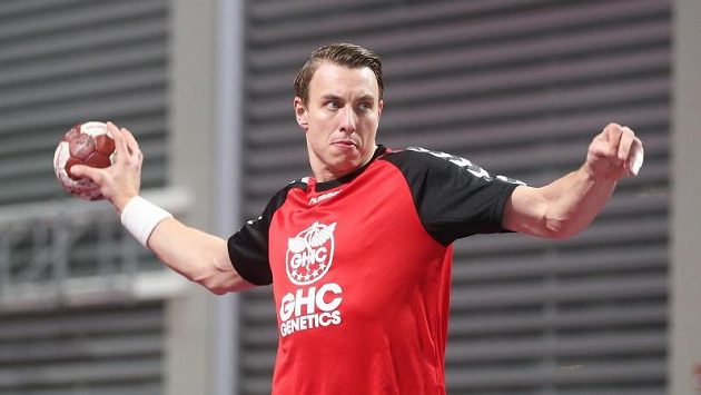 Filip Jícha při tréninku v Kataru. Filip Jícha při tréninku v Kataru.