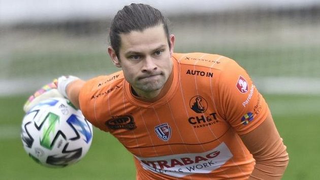 Brankář Pardubic Marek Boháč. Brankář Pardubic Marek Boháč.
