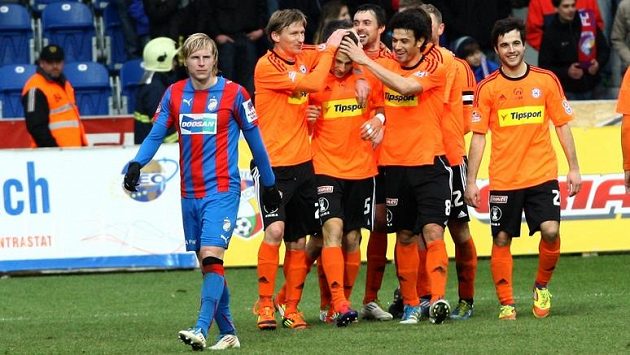 Reprezentant Rajtoral nevěří svým očím, radující se Olomouc nasázela Plzni čtyři góly! Reprezentant Rajtoral nevěří svým očím, radující se Olomouc nasázela Plzni čtyři góly!