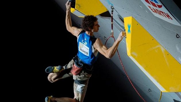 Adam Ondra při MS v japonském Hačiódži. Adam Ondra při MS v japonském Hačiódži.