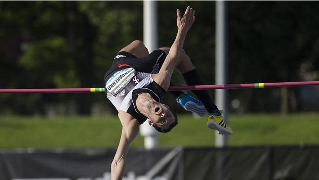 Na Zlatou tretru přijede Ukrajinec Bohdan Bondarenko. Organizátoři sehnali výškaře, který v sobotu v New Yorku vyrovnal evropský rekord 242 cm. Na Zlatou tretru přijede Ukrajinec Bohdan Bondarenko. Organizátoři sehnali výškaře, který v sobotu v New Yorku vyrovnal evropský rekord 242 cm.