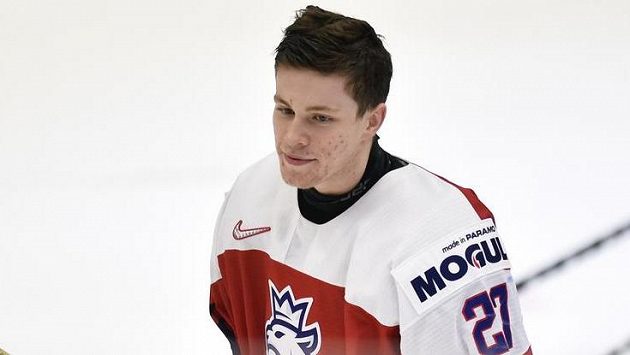 Kapitánem české hokejové dvacítky na nadcházejícím mistrovství světa v Edmontonu bude útočník Jan Myšák Kapitánem české hokejové dvacítky na nadcházejícím mistrovství světa v Edmontonu bude útočník Jan Myšák