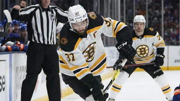 Útočník Bostonu Patrice Bergeron Útočník Bostonu Patrice Bergeron