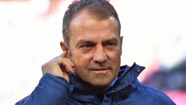 Bayern Mnichov prodloužil smlouvu s trenérem Hansim Flickem až do konce června 2023 Bayern Mnichov prodloužil smlouvu s trenérem Hansim Flickem až do konce června 2023