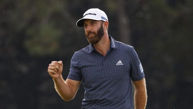 Americký golfista Dustin Johnson se raduje ze zisku titulu na Masters. Americký golfista Dustin Johnson se raduje ze zisku titulu na Masters.