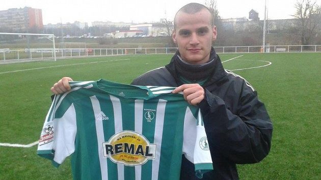 Lukáš Pauschek si už vyzkoušel zelenobílý dres. Lukáš Pauschek si už vyzkoušel zelenobílý dres.