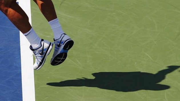 Tomáš Berdych servíruje v utkání 1. kola US Open proti Belgičanovi Goffinovi. Tomáš Berdych servíruje v utkání 1. kola US Open proti Belgičanovi Goffinovi.