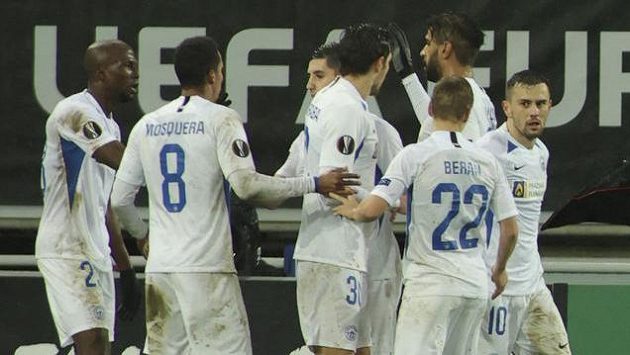 Liberečtí hráči oslavují gól v Gentu. Liberečtí hráči oslavují gól v Gentu.