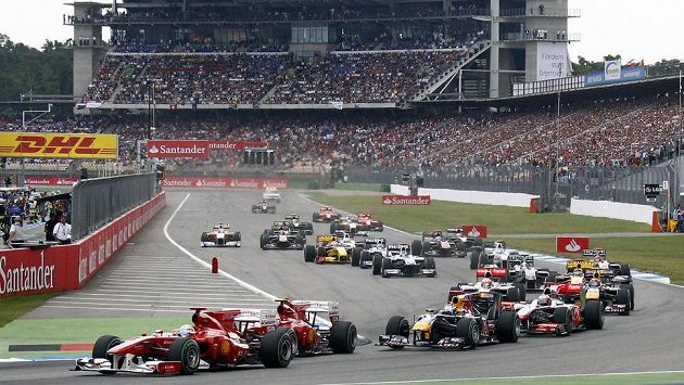 Vozy formule 1 letos v Německu nepojedou. Vozy formule 1 letos v Německu nepojedou.