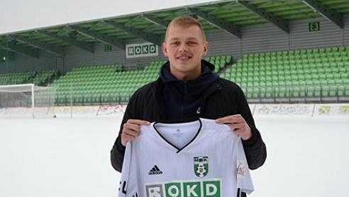 Estonský reprezentant Vlasij Sinjavskij posílil Karvinou. Estonský reprezentant Vlasij Sinjavskij posílil Karvinou.
