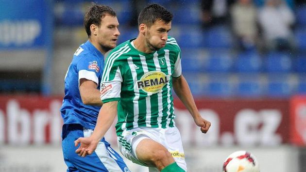 Michael Rabušic (vlevo) z Liberce a Jakub Štochl z Bohemians. Michael Rabušic (vlevo) z Liberce a Jakub Štochl z Bohemians.