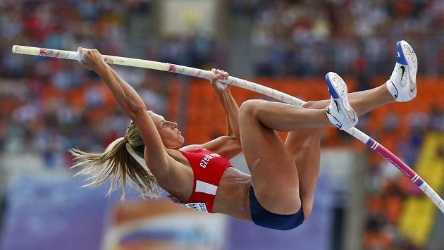 Tyčkařka Jiřina Svobodová. Tyčkařka Jiřina Svobodová.