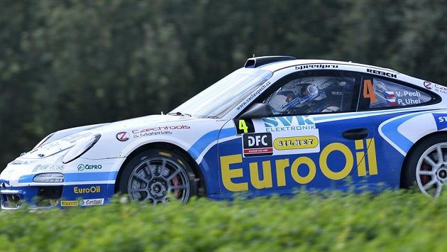 Václav Pech a Petr Uhel během první etapy Rallye Příbram. Václav Pech a Petr Uhel během první etapy Rallye Příbram.