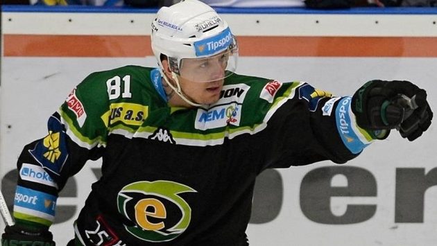 Martin Bartek z Varů se raduje z gólu. Martin Bartek z Varů se raduje z gólu.