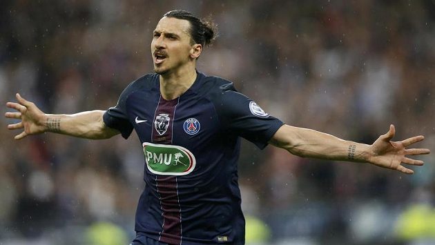 Zlatan Ibrahimovic se radujeve finále Francouzského poháru. Zlatan Ibrahimovic se radujeve finále Francouzského poháru.