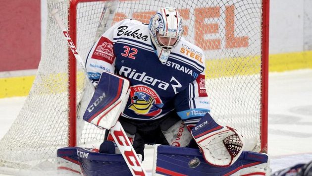 Brankář Patrik Bartošák z Vítkovic. Brankář Patrik Bartošák z Vítkovic.