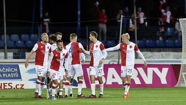 Radost hráčů Slavie. Ilustrační foto. Radost hráčů Slavie. Ilustrační foto.