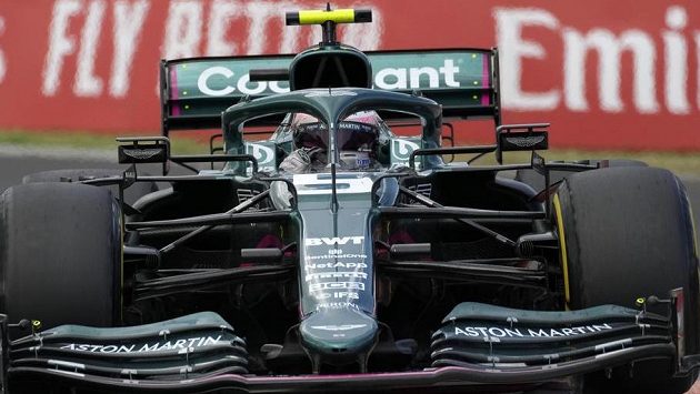 Stáj Aston Martin neuspěla s odvoláním proti diskvalifikaci Sebastiana Vettela z Velké ceny Maďarska formule 1 Stáj Aston Martin neuspěla s odvoláním proti diskvalifikaci Sebastiana Vettela z Velké ceny Maďarska formule 1
