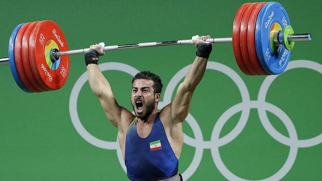Íránský vzpěrač Kianúš Rostamí vyhrál na olympijských hrách váhovou kategorii do 85 kg. Íránský vzpěrač Kianúš Rostamí vyhrál na olympijských hrách váhovou kategorii do 85 kg.