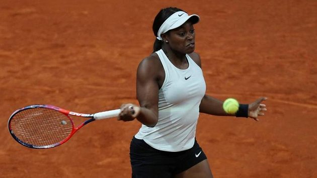 Americká šampiónka US Open Sloane Stephensová byla na turnaji v Římě nad síly Barbory Strýcové. Americká šampiónka US Open Sloane Stephensová byla na turnaji v Římě nad síly Barbory Strýcové.