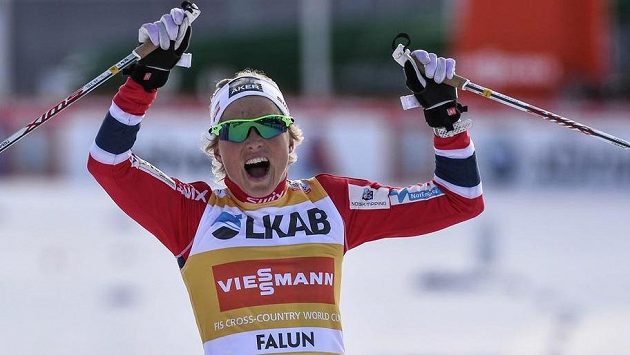 Therese Johaugová z Norska, celková vítězka letošního SP v běhu na lyžích. Therese Johaugová z Norska, celková vítězka letošního SP v běhu na lyžích.
